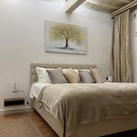 Unique And Antique Apartment فلورنس المظهر الخارجي الصورة