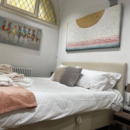 Unique And Antique Apartment فلورنس المظهر الخارجي الصورة