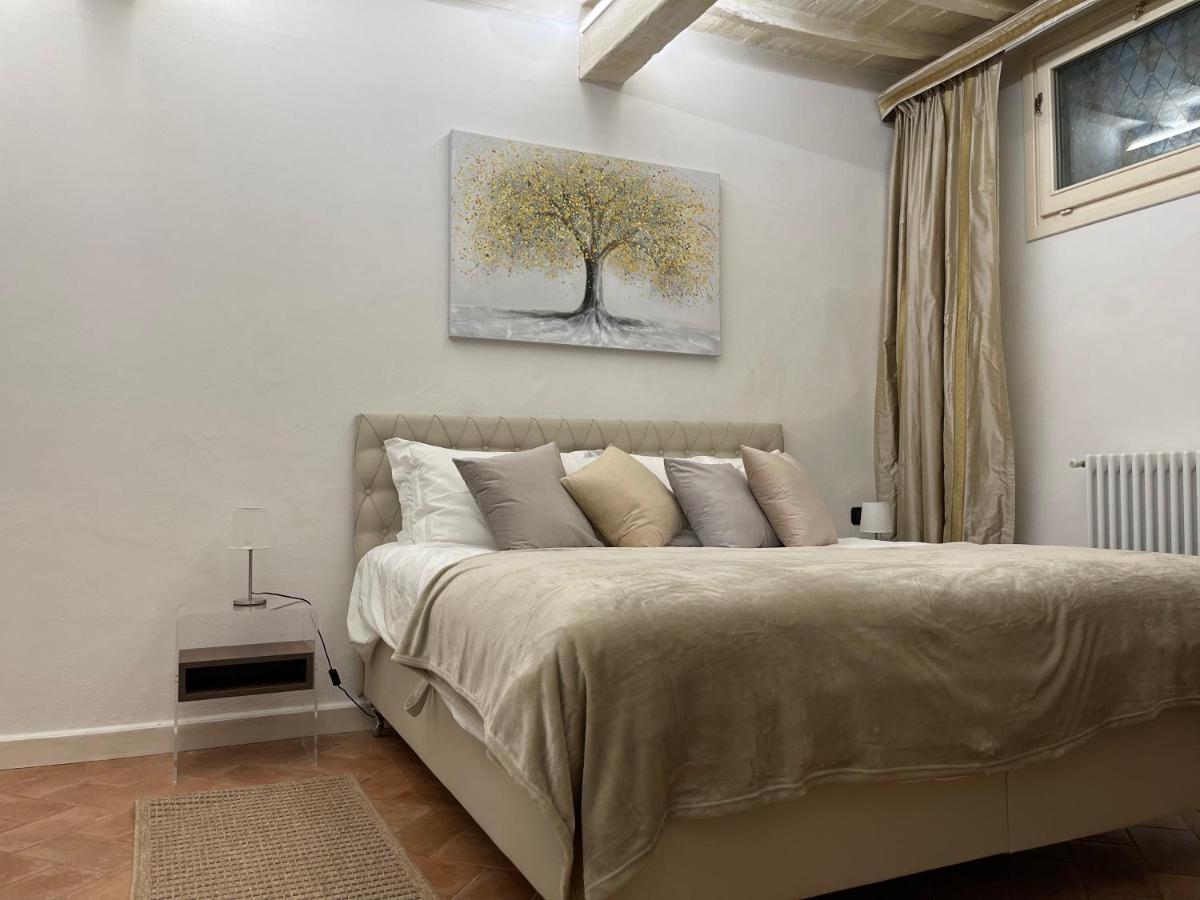 Unique And Antique Apartment فلورنس المظهر الخارجي الصورة
